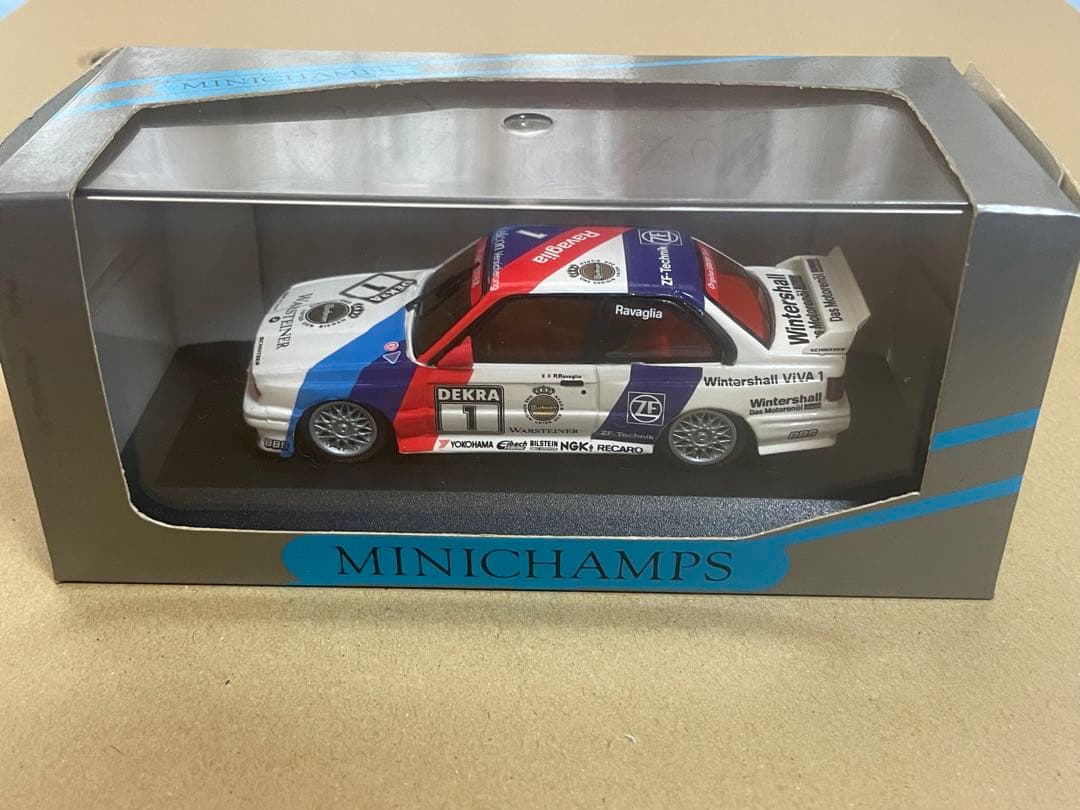  M3 Team Schnitzer Ravaglia 1/43 ミニカー