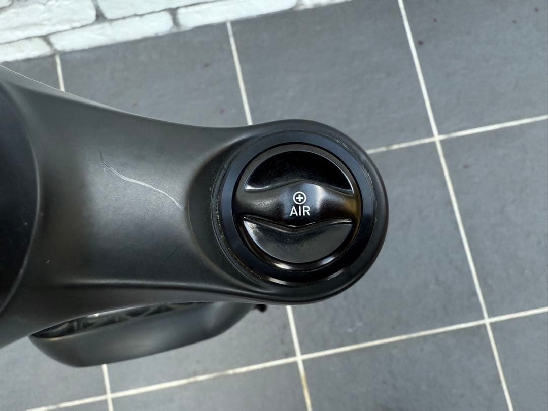RockShox Yari RC 27.5 160mm サスペンションフォーク