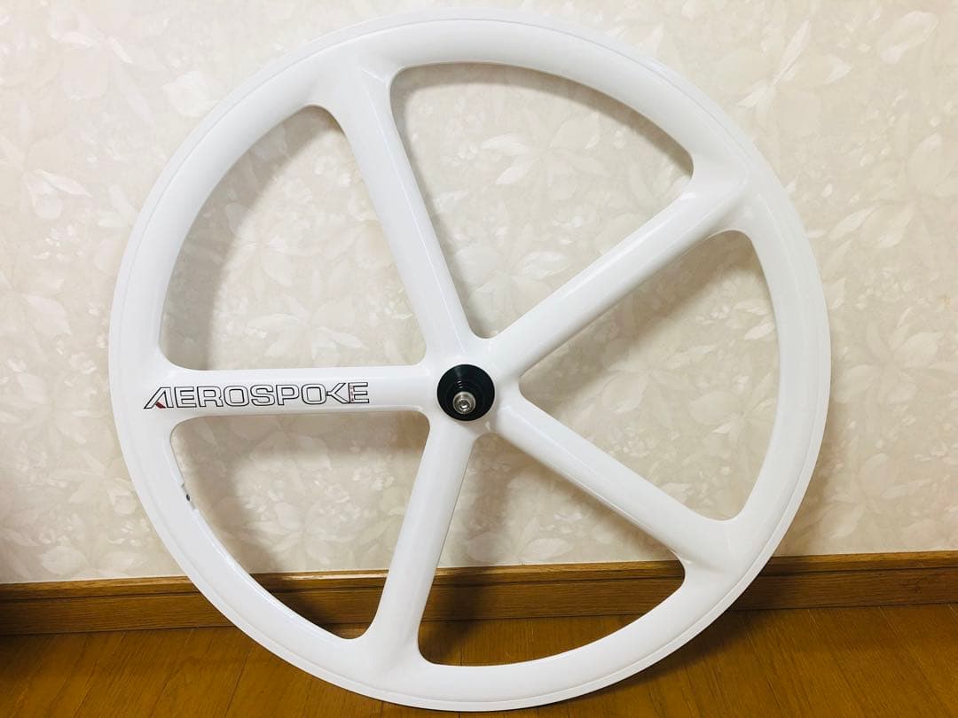 エアロスポーク　フロントホイール　ホワイト　700Ｃ　バトンホイール　新品　レア