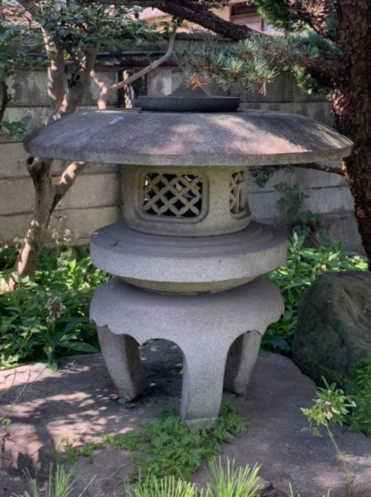 灯籠石