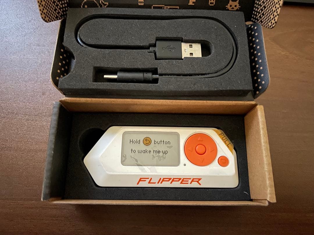 【動作品】flipper zero、シリコンケース、ストラップ、保護フィルム