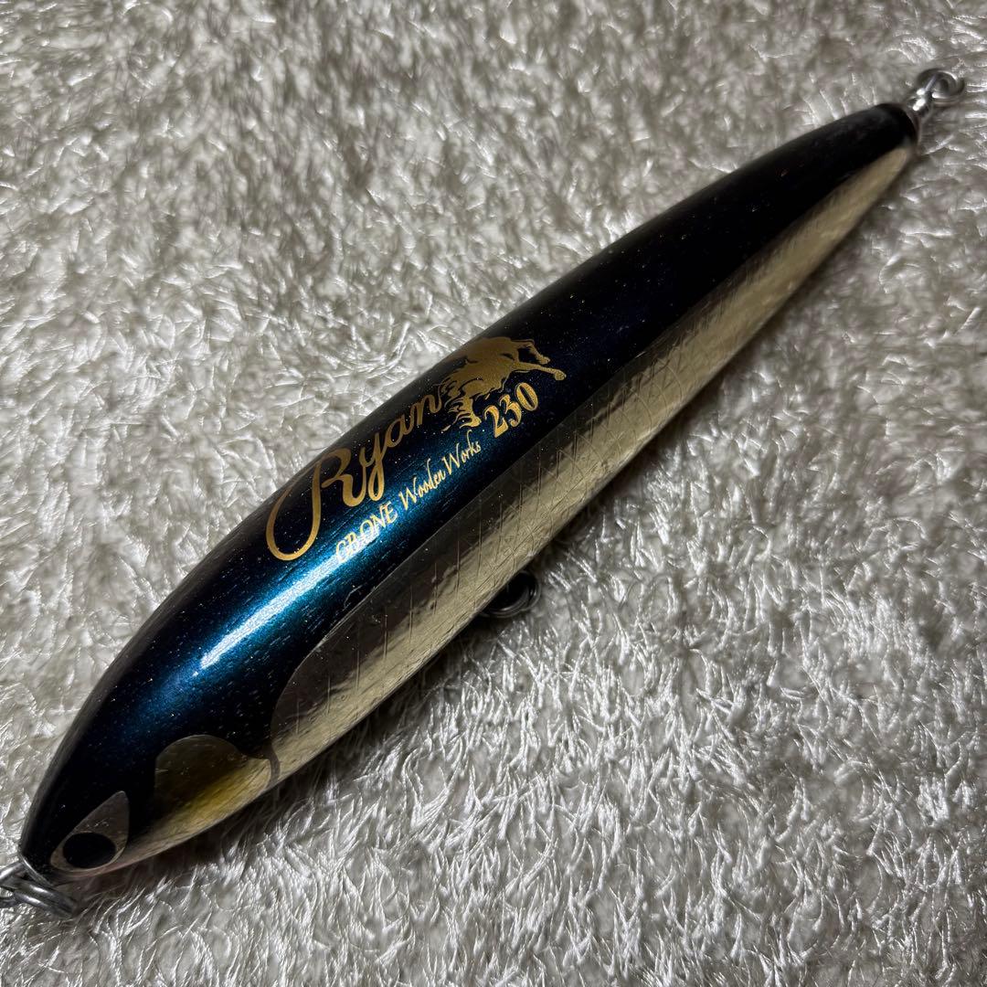 Ryan CB ONE Wooden Works 230 ルアー