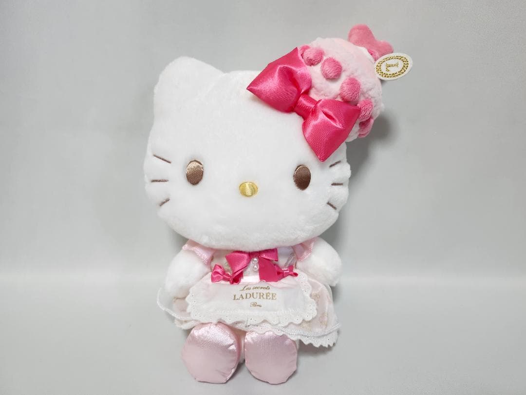 レア ハローキティ LADUREE ラデュレ コラボ 限定 マカロン ぬいぐるみ