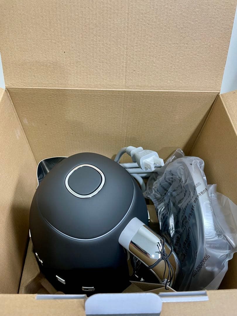 【新品未使用品】SMEG スメッグ ケトル(マットブラック