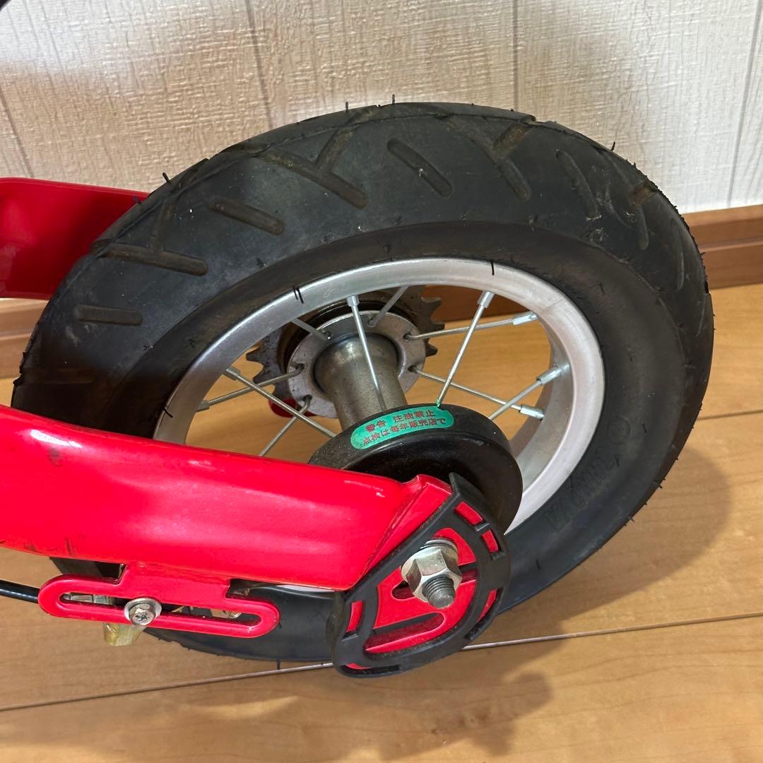 へんしんバイク レッド　赤　バランスバイクHensihn Bike 12インチ