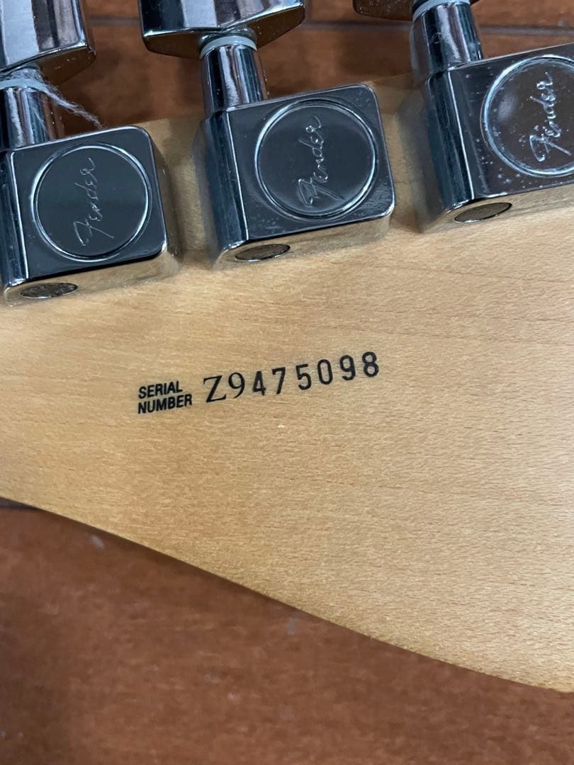 ギター FENDER AM STANDARD ST OWT/M