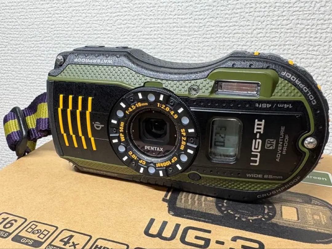 美品　ペンタックス　防水デジカメ　PENTAX WG-3 GPS グリーン