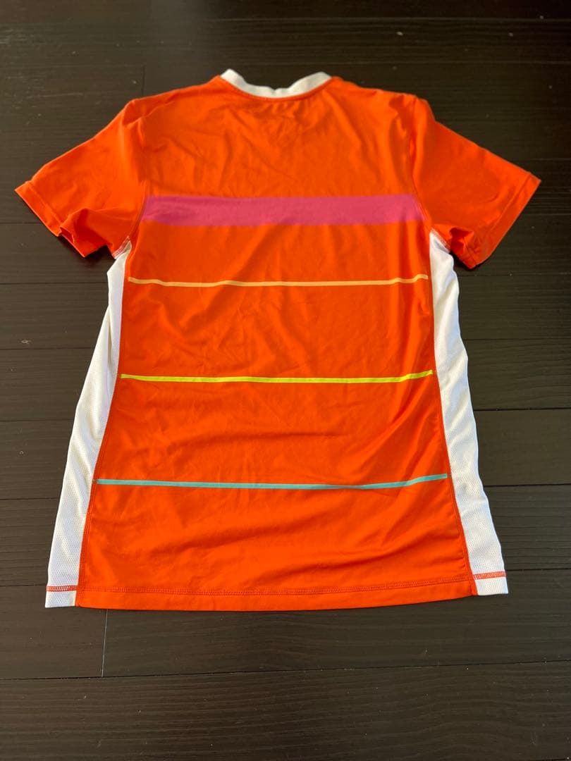 Nike DRI-FIT オレンジ ストライプ シャツ