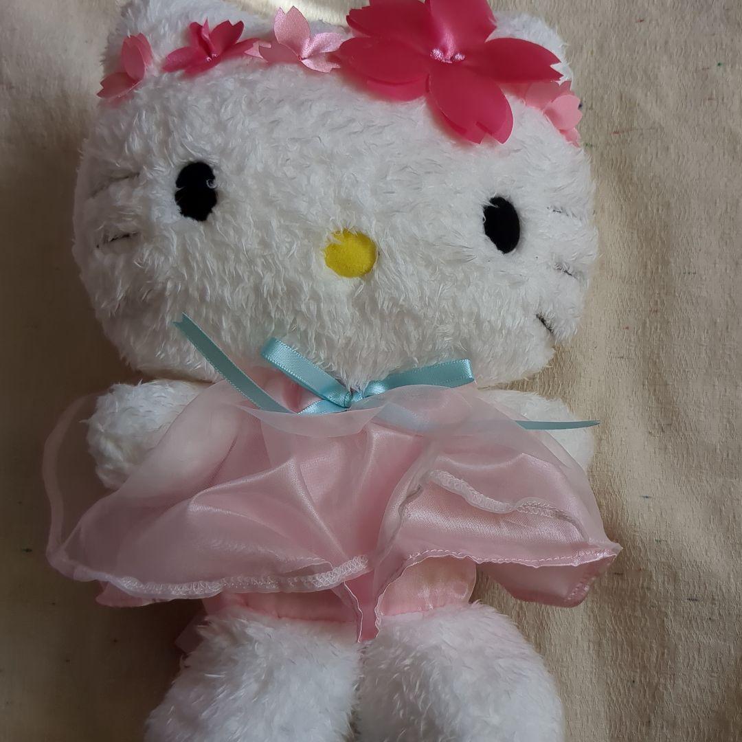 キティちゃんのぬいぐるみ　桜　さくら