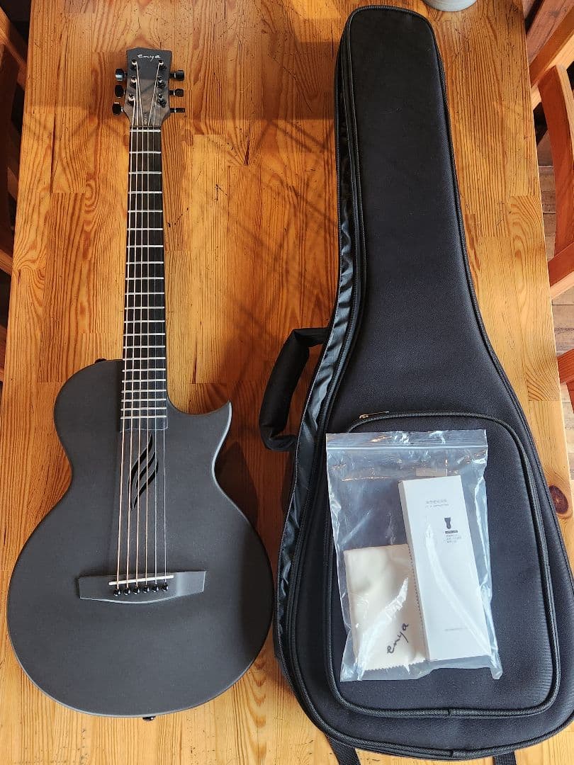 Ｅnya Nova Go カーボンギター　超美品