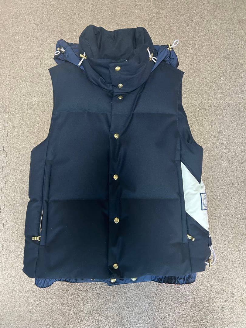 モンクレール MONCLER GAMME BLEU　ダウンベスト
