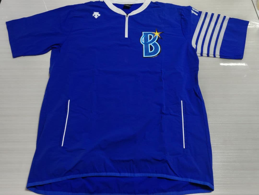 横浜DeNAベイスターズ　アップジャケット　DESCENTE