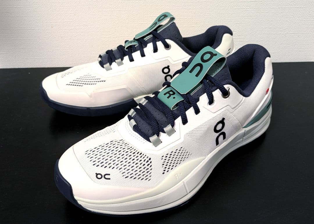 未使用On Running The Roger Pro 限定カラー_27.5cm