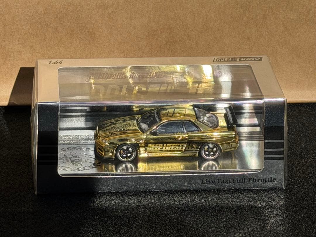 東京オートサロン2026限定 DPLS R34 GT-R ゴールドINNO64