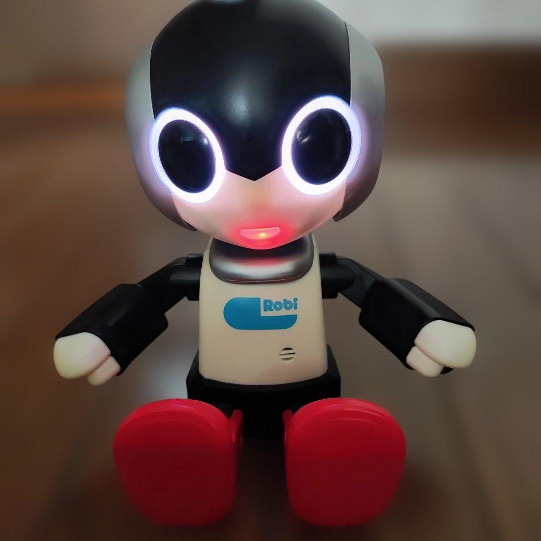 マイルー厶ロビTAKARATOMI　おしゃべりパターン２０００種類以上かわいい