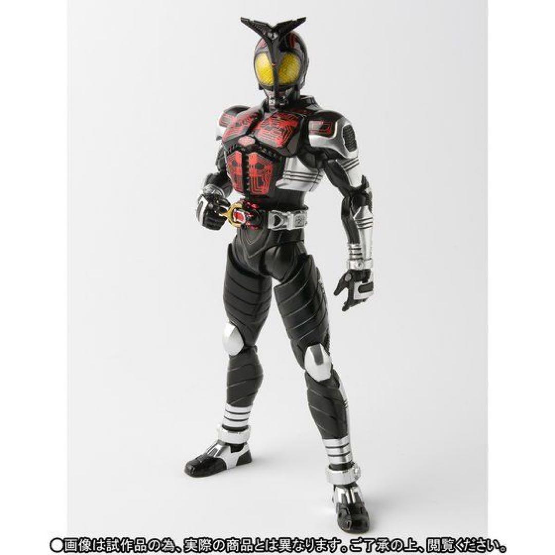 【輸送箱未開封】S.H.Figuarts(真骨彫製法) 仮面ライダーダークカブト