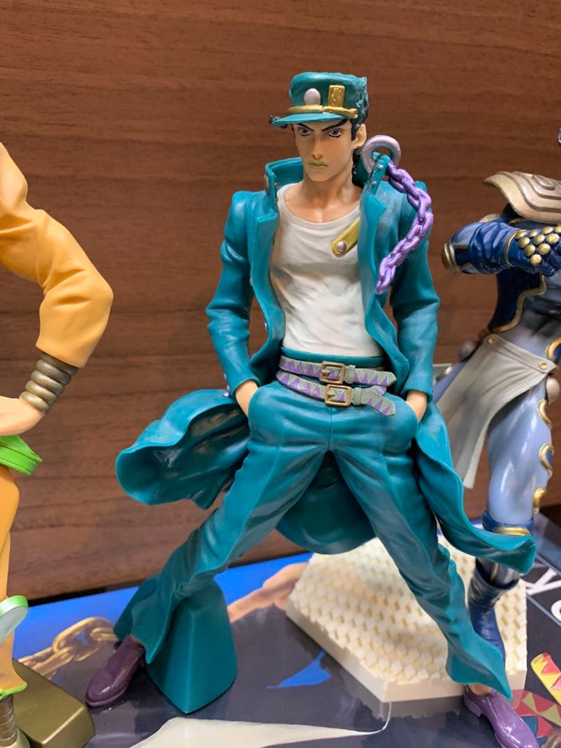 ジョジョの奇妙な冒険 フィギュア3体セット