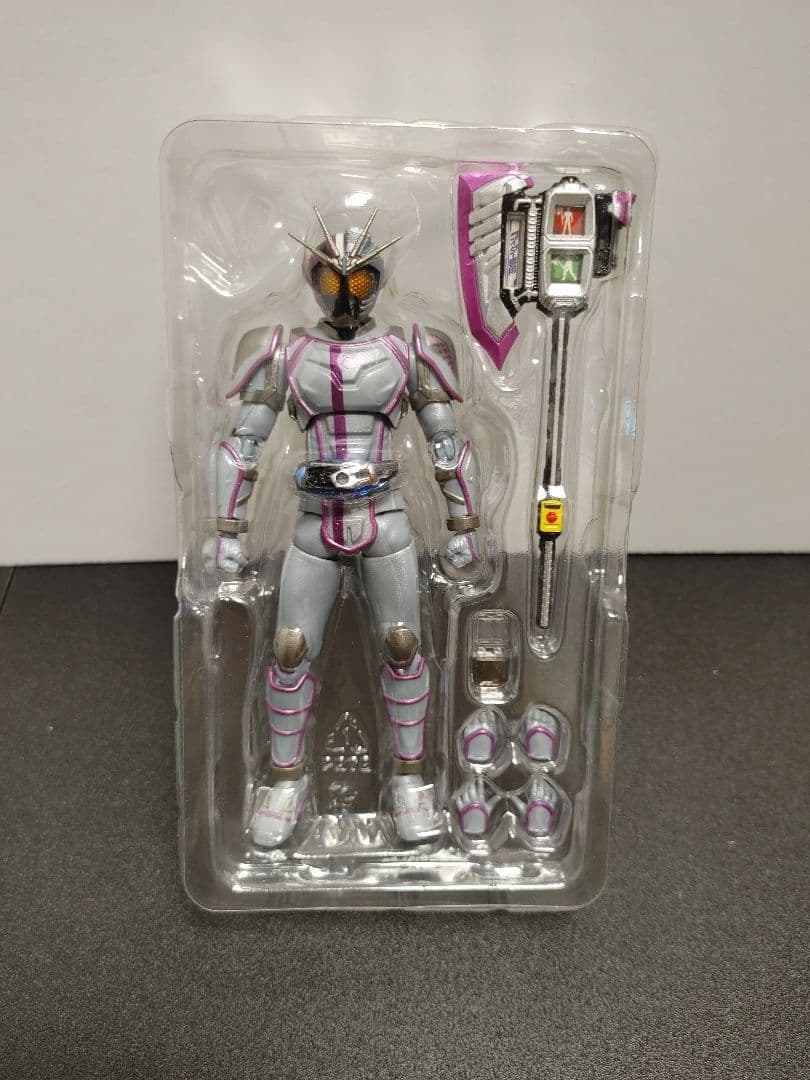 ＳＨフィギュアーツ　仮面ライダーチェイサー