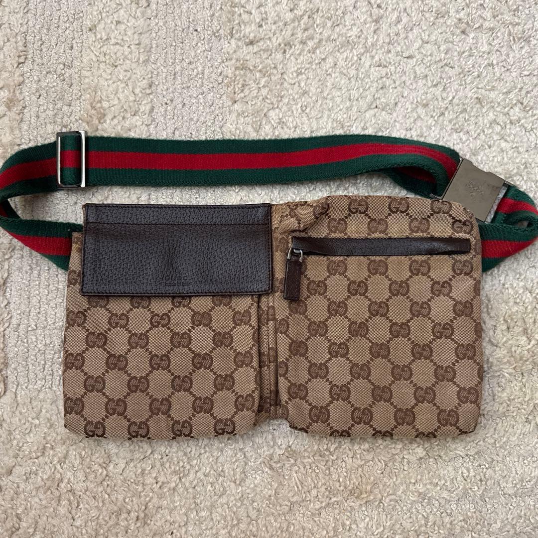 バッグ clowGUCCI