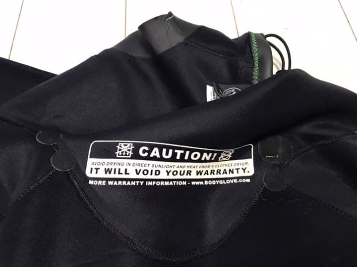 １回着用のみ body glove ジュニア 10 ウェットスーツ