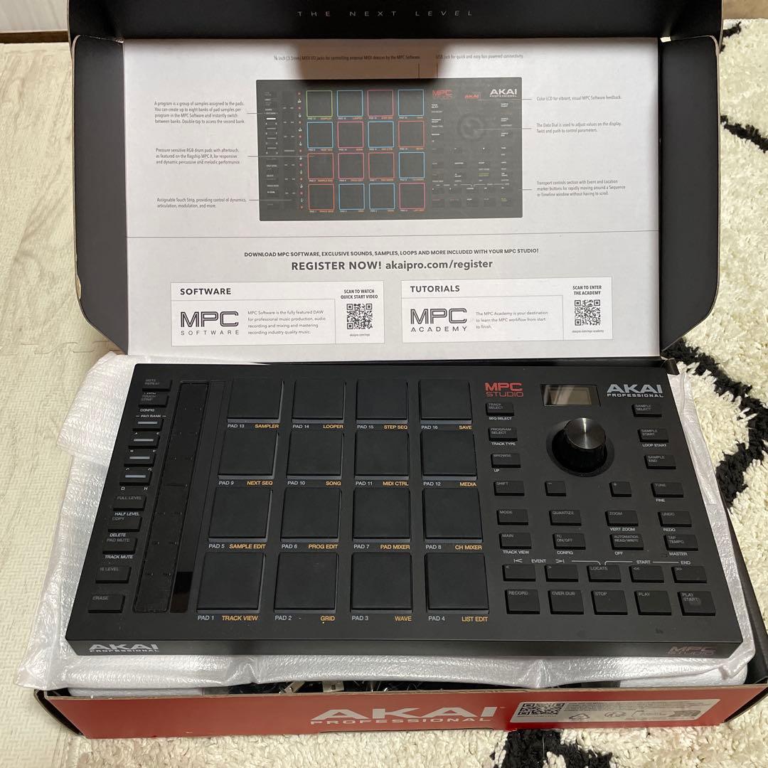 DJ機材 AKAI MPC STUDIO