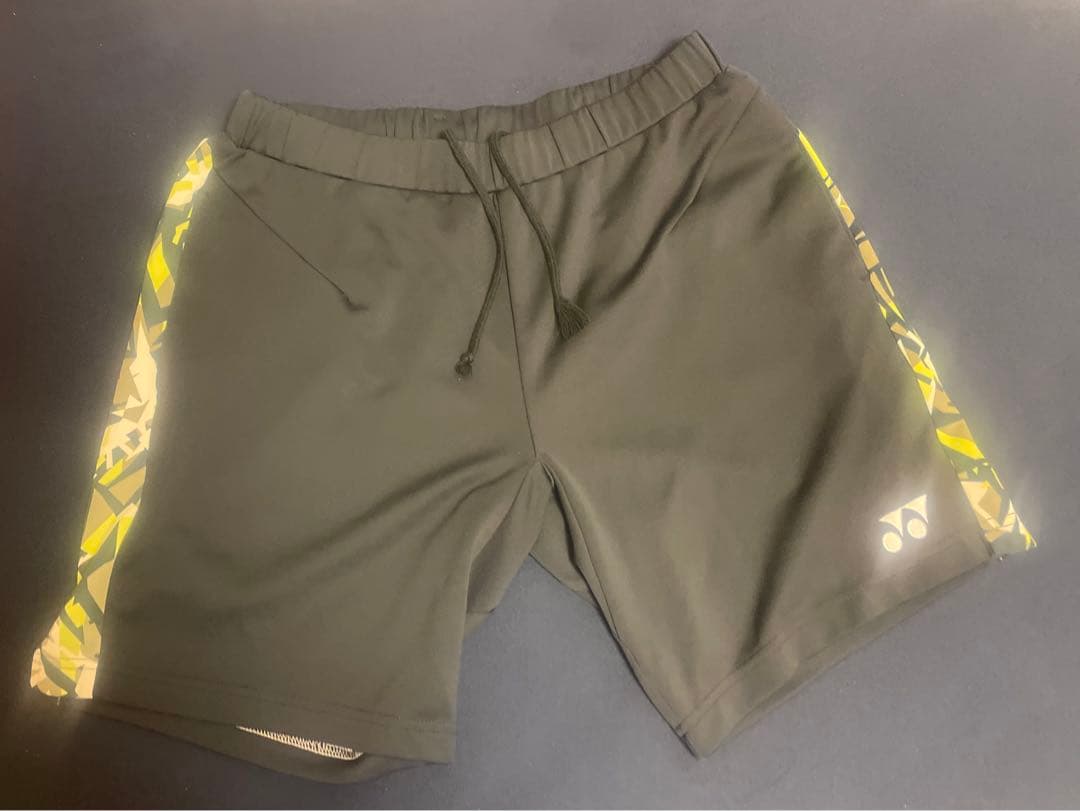 YONEX バドミントン用パンツ JP L 黒/イエロー