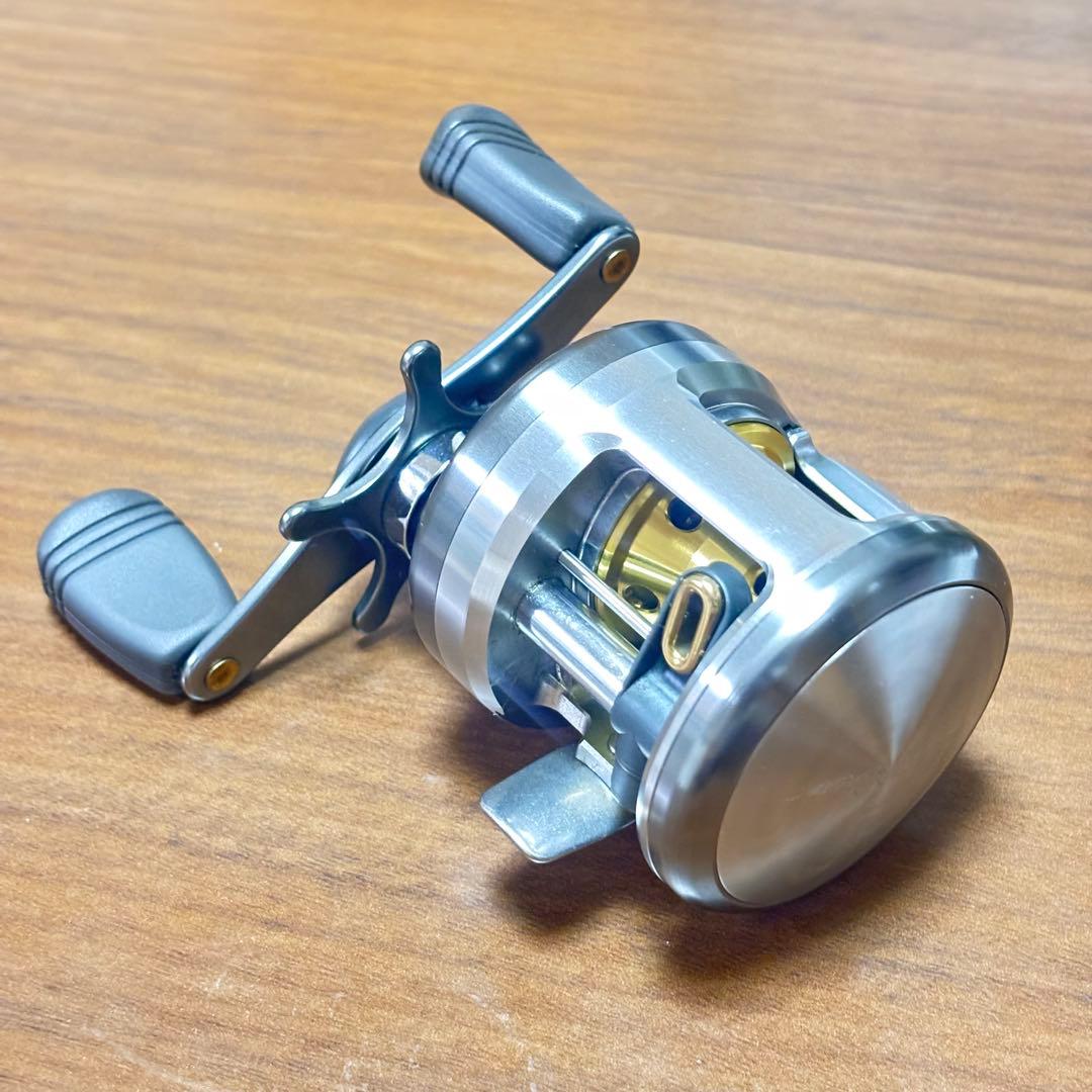 ダイワ ミリオネア CV-X 105 右巻き