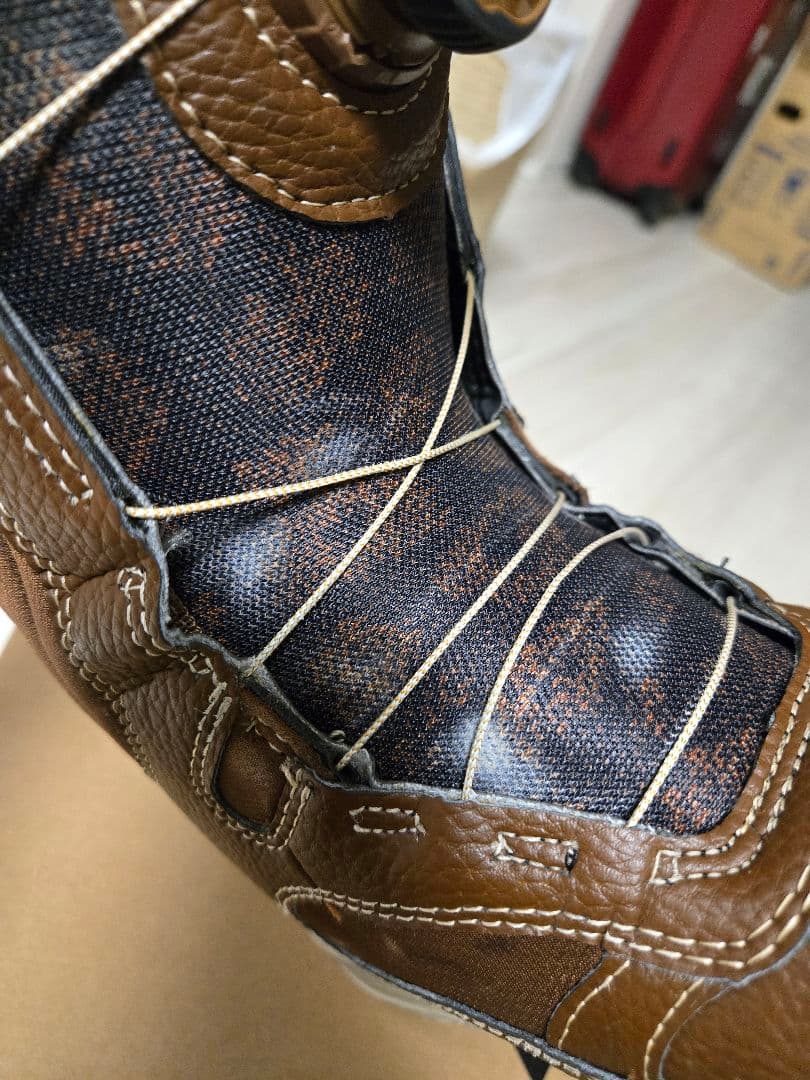BURTON　レディースブーツ美品　大人気のライムライト　ボア