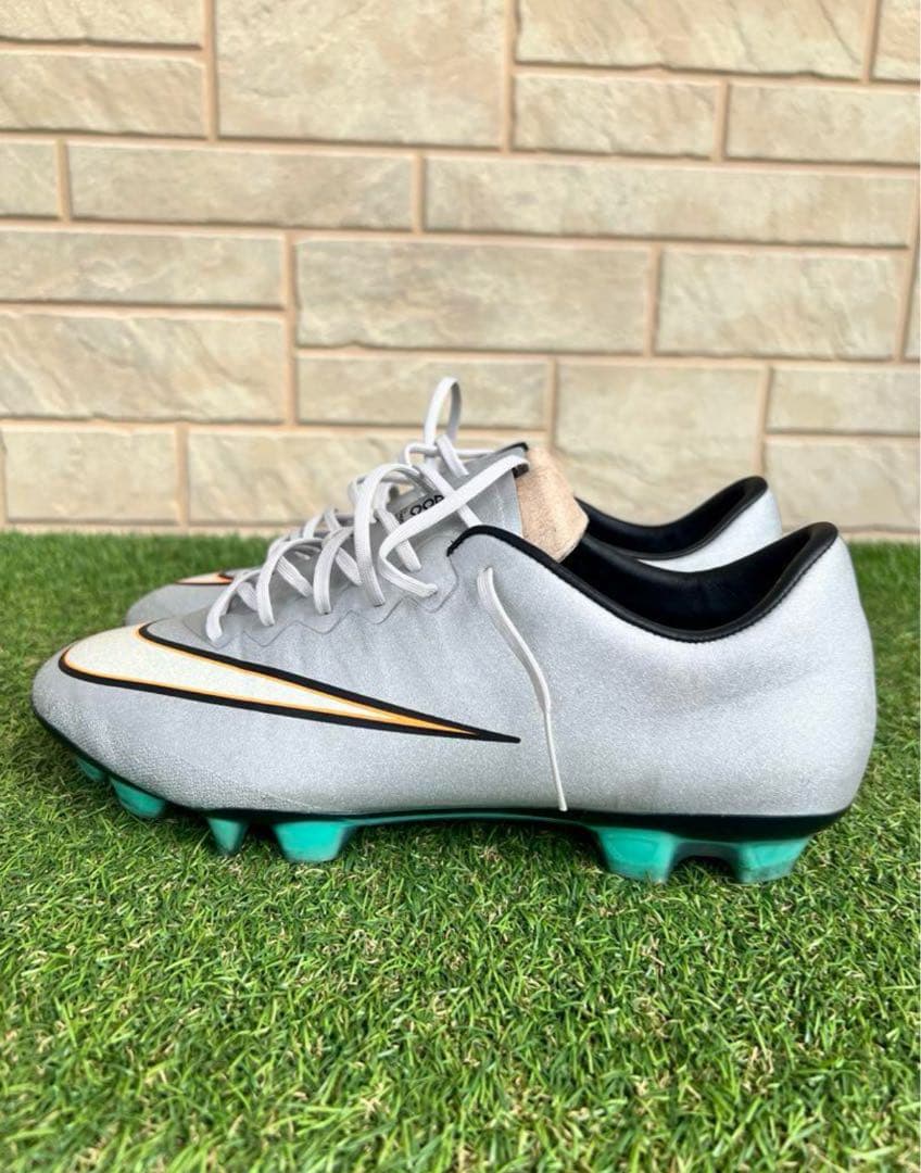 廃盤モデル激レア　ナイキ　マーキュリーアルヴェイパーCR7