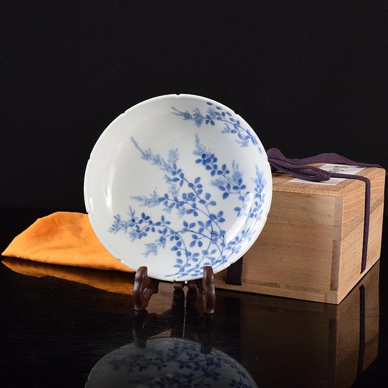 鍋島焼　染付　萩文　五寸皿　輪花皿　時代箱　V　R8110