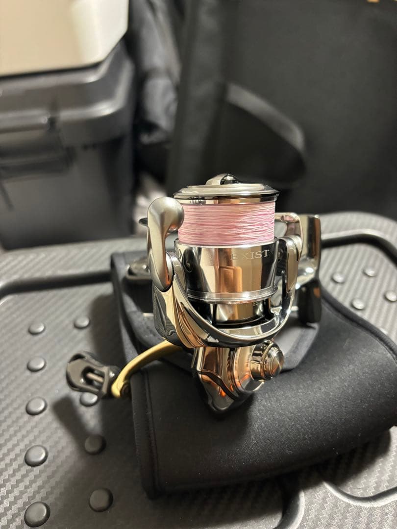 22イグジスト　DAIWA LT2000S-P 美品　VTS