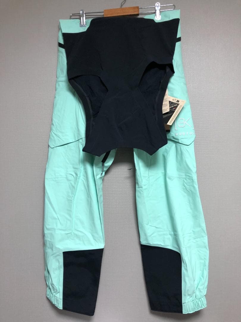 未使用 バートン ウィメンズ GORE-TEX KLS 3L ビブ S パンツ