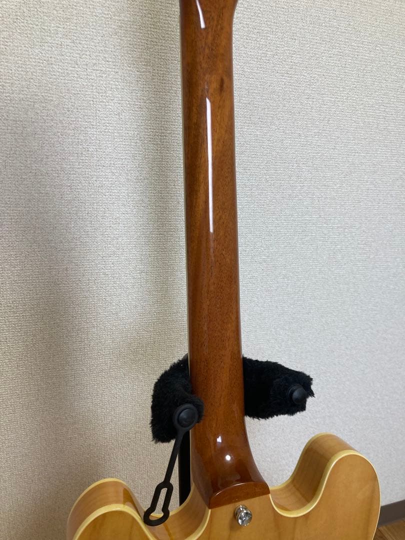 エピフォンカジノ　ナチュラル　ピアレス製
