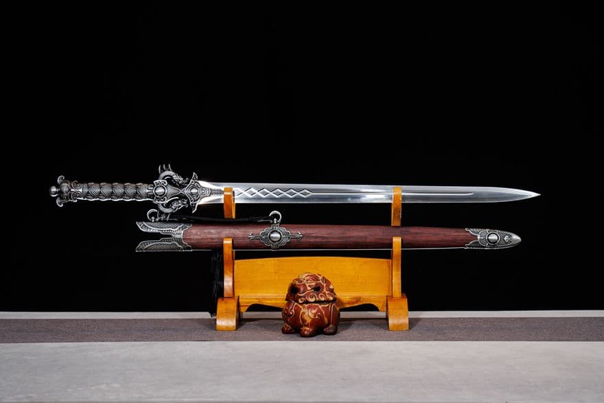 【ね竜戦剣】古兵器 刀装具 日本刀　模造刀 居合刀 武士道 鑑賞用 美術刀