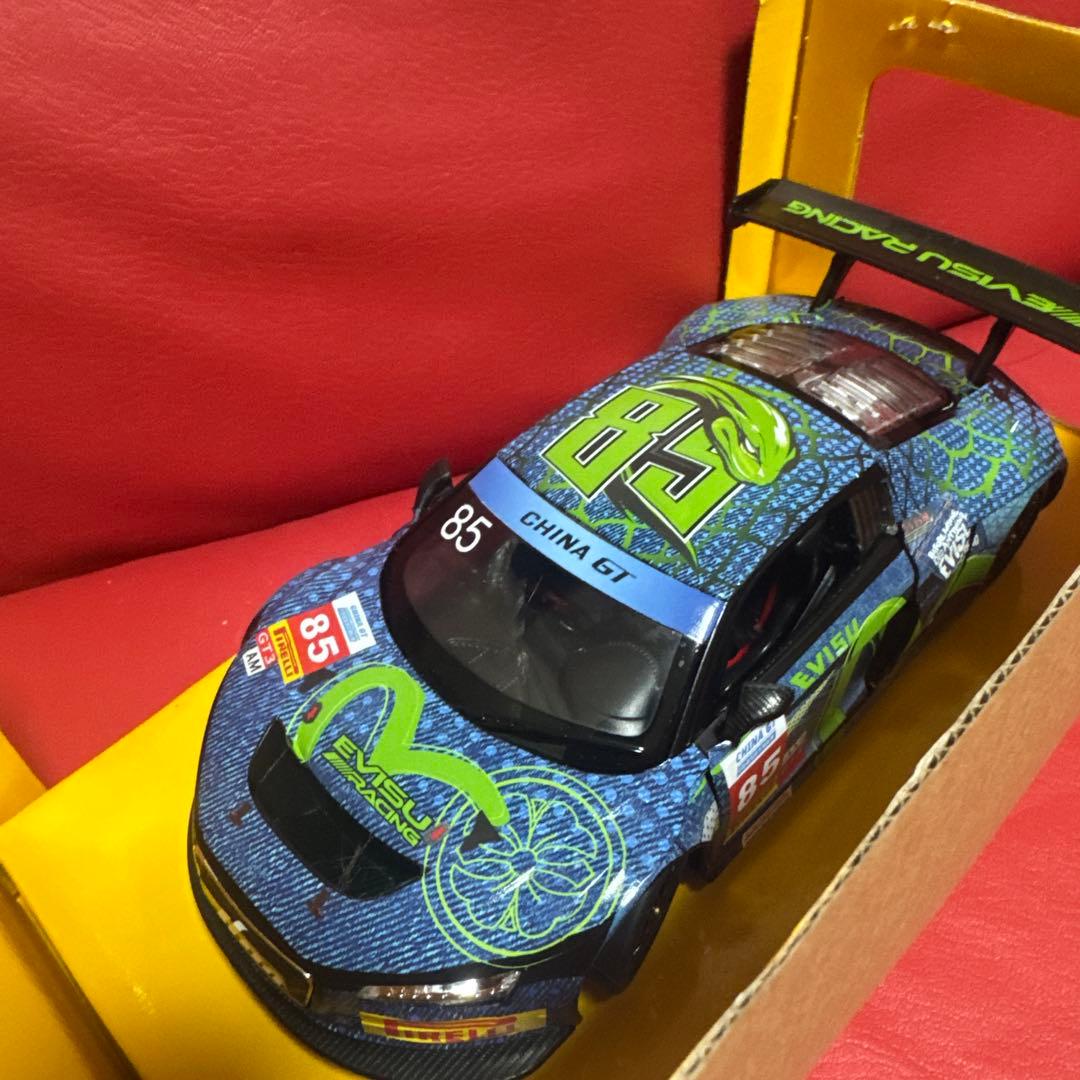 王一博　応援ミニカー 1：24