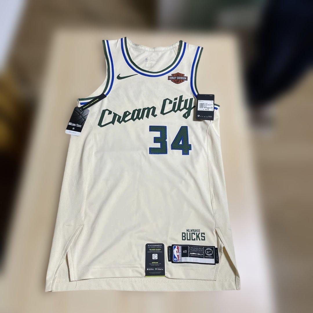 ド*ン様 新品未使用　ミルウォーキー・バックス Cream City NIKEユ
