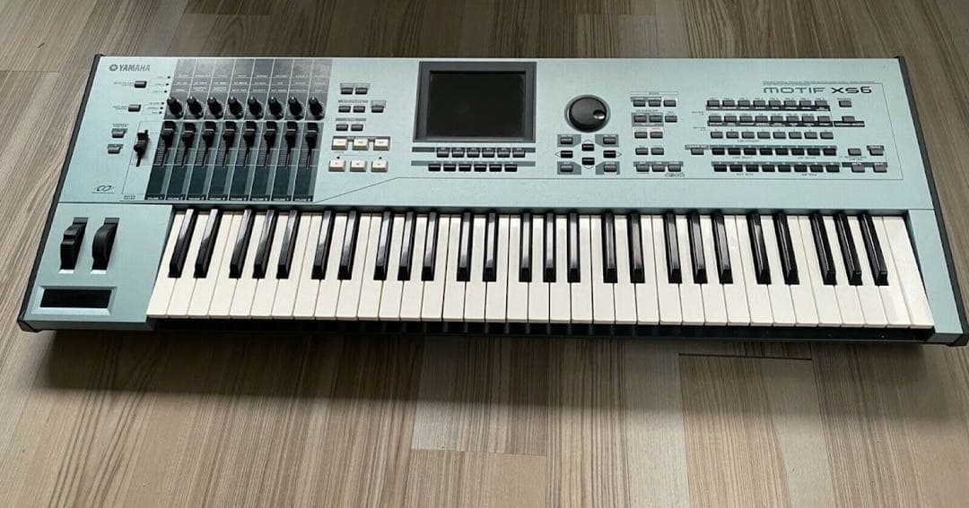 美品 ヤマハ MOTIF XS6 動作確認済み