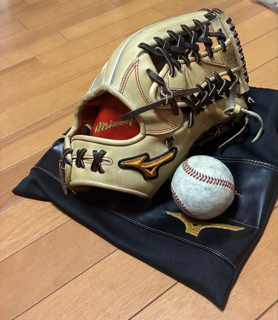 Mizuno 硬式グローブ ベージュ ボール付き