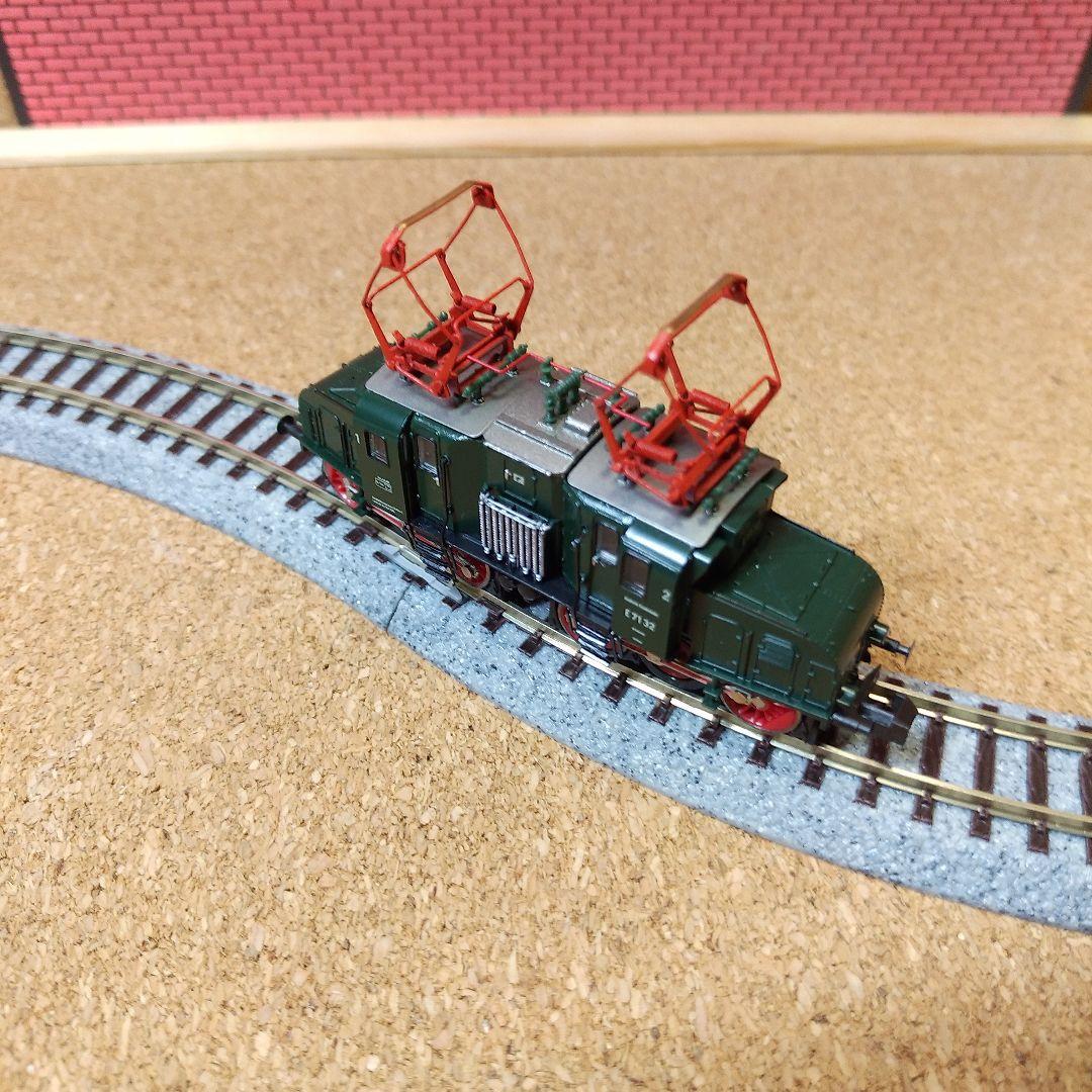 HOBBYTRAIN( LEMKE）H2846  DB E71 32 電気機関車