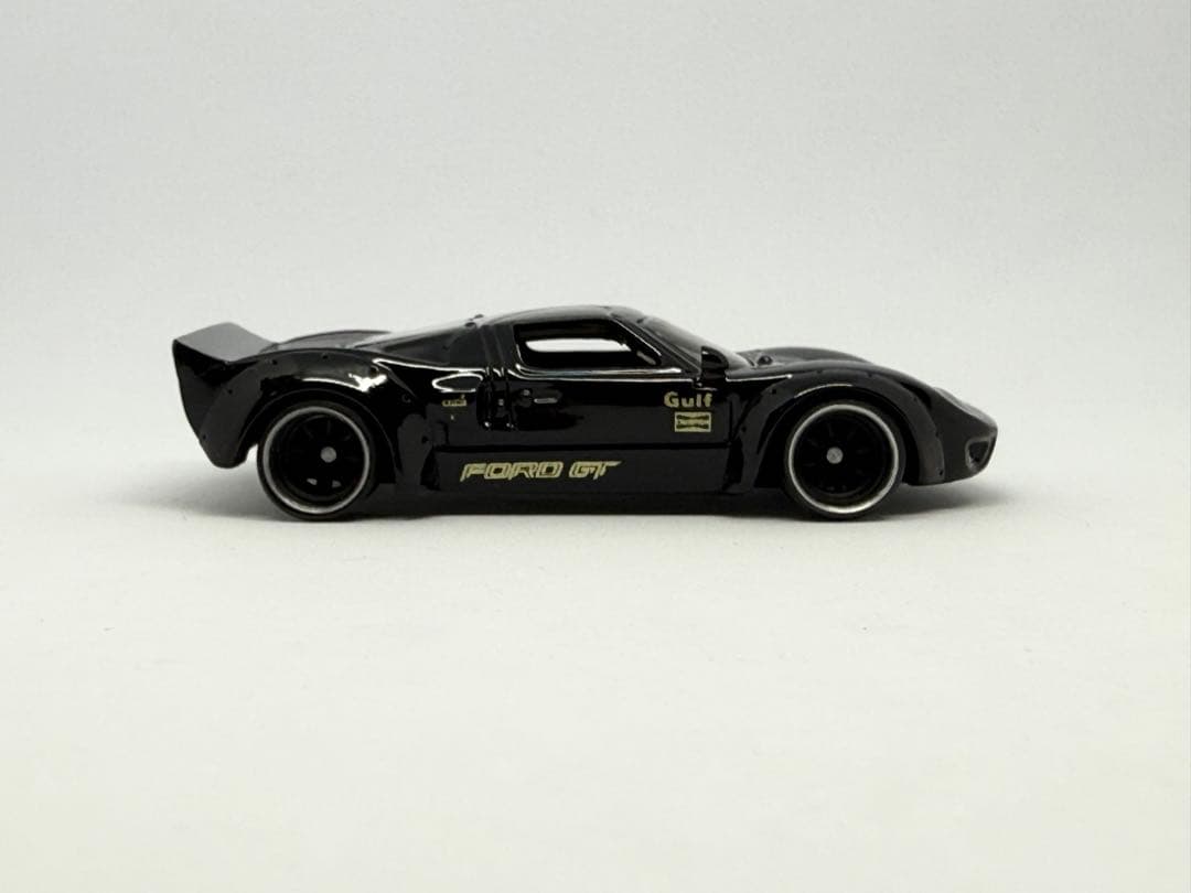 ととろろ　ホットウィールフォードGT40