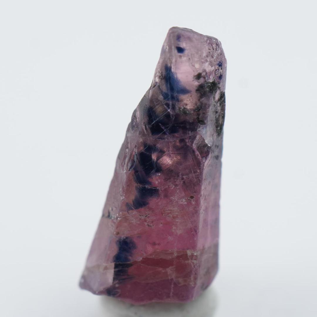 ウインザサファイア結晶　鉱物標本　原石　タンザニア産