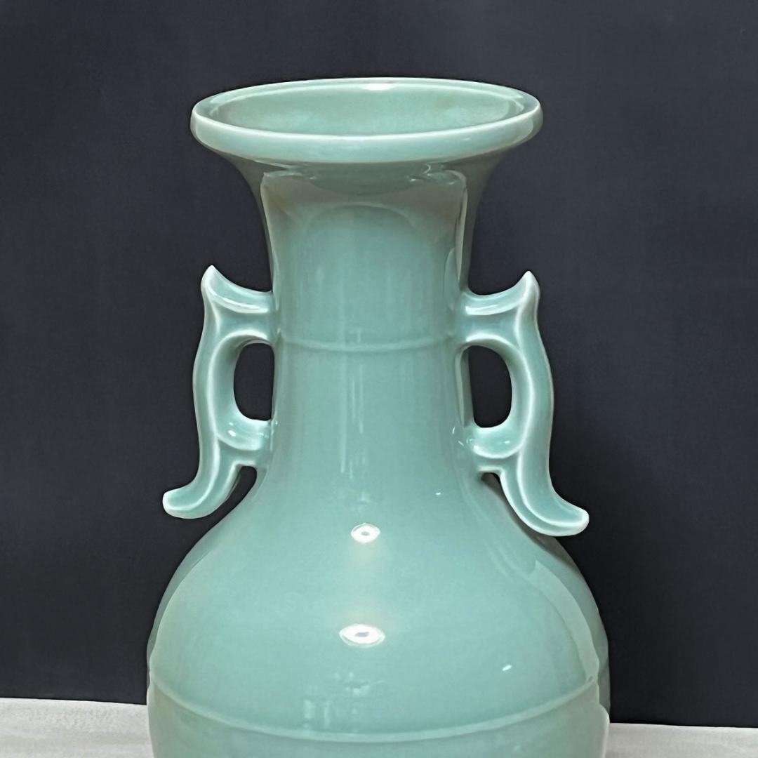 加藤渓山 砧青磁 耳付 花瓶 共箱 青磁 耳付花入 茶道具 【k3251】