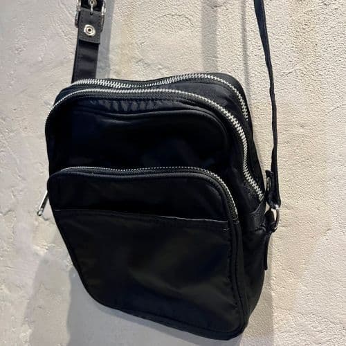 BLACK COMMEdesGARCONS コムデギャルソン ショルダーバッグ