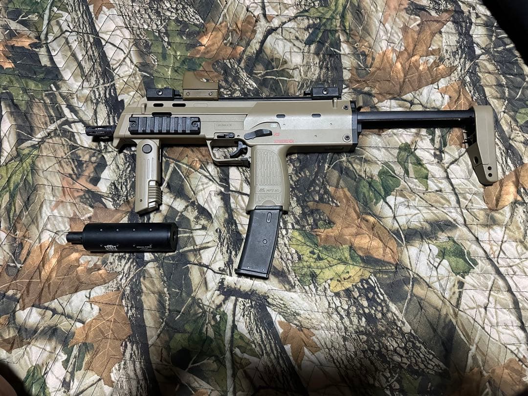 東京マルイ mp7 ガスガン タンカラー サプレッサー付き 箱無し