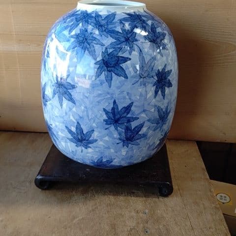 紅葉もみじ壺