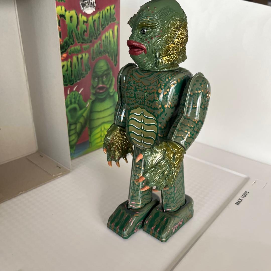 ブリキ　ユニバーサルモンスター 半魚人　新品