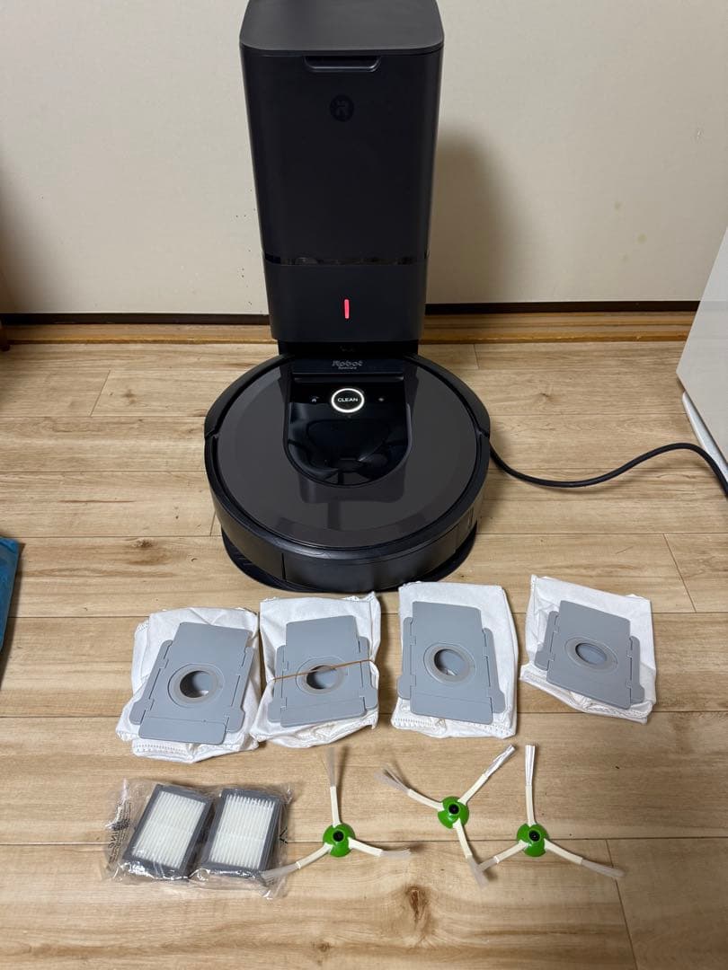iRobot Roomba i7 ロボット掃除機本体
