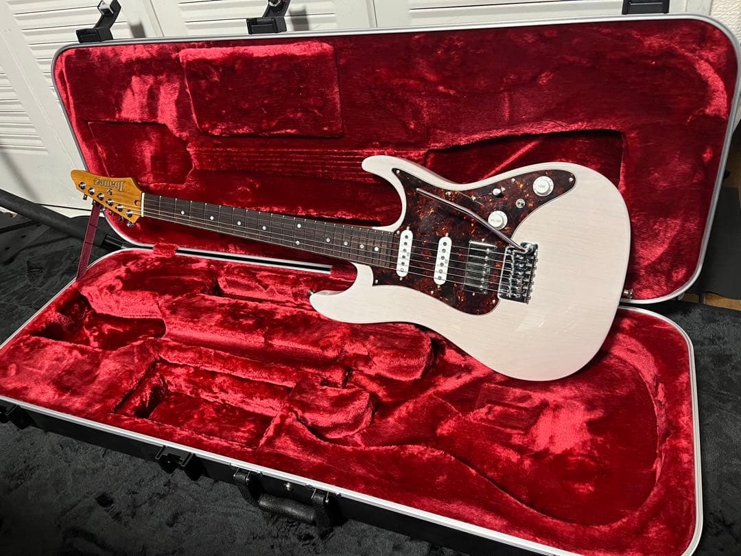 軽量個体3.3kg Ibanez Prestige AZ2204N -AWD