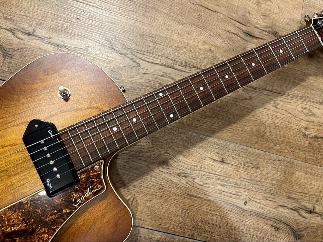 Godin / 5th Avenue CW Kingpin II / フルアコ