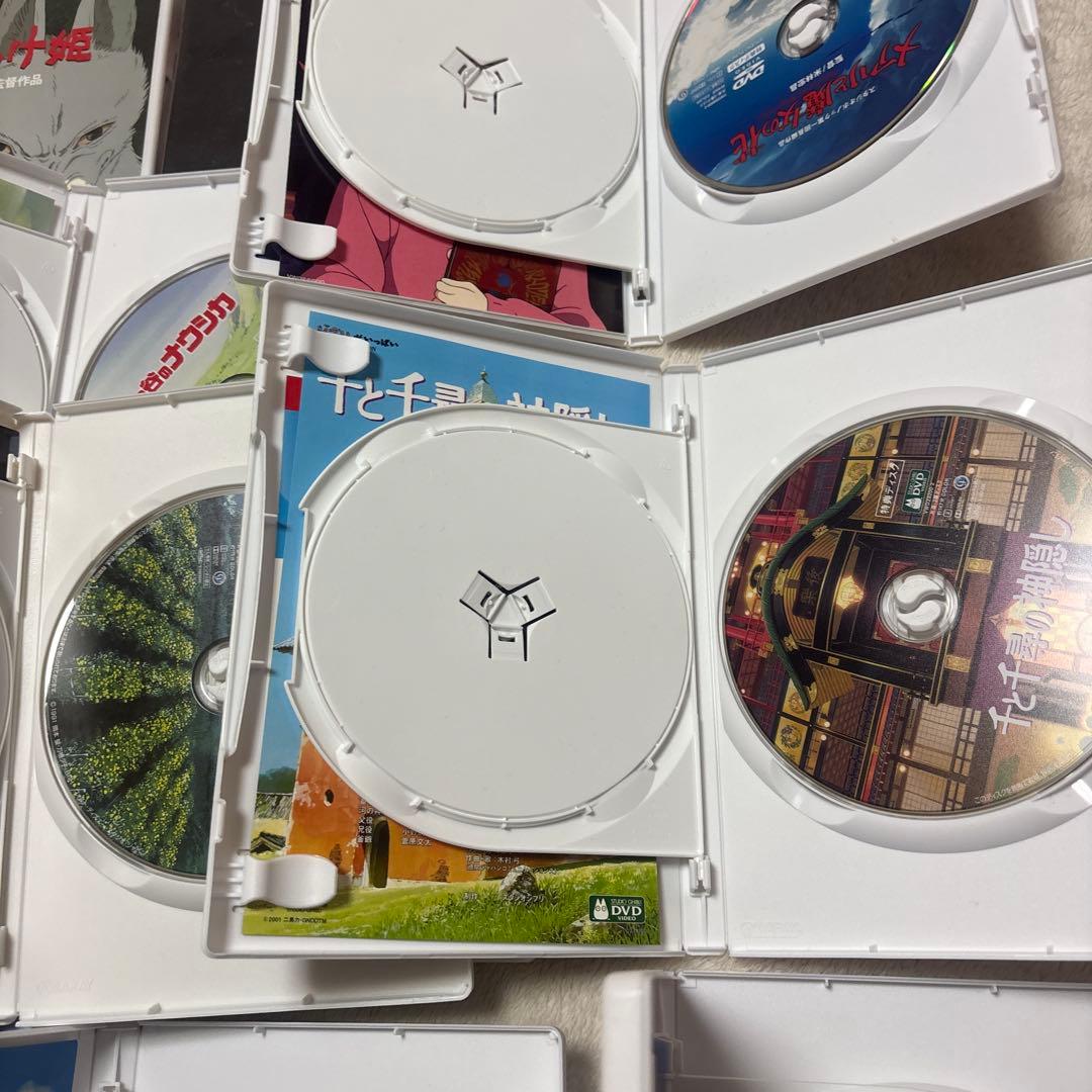 ジブリ　dvd 11作品　美品　特典dvd ケース付き